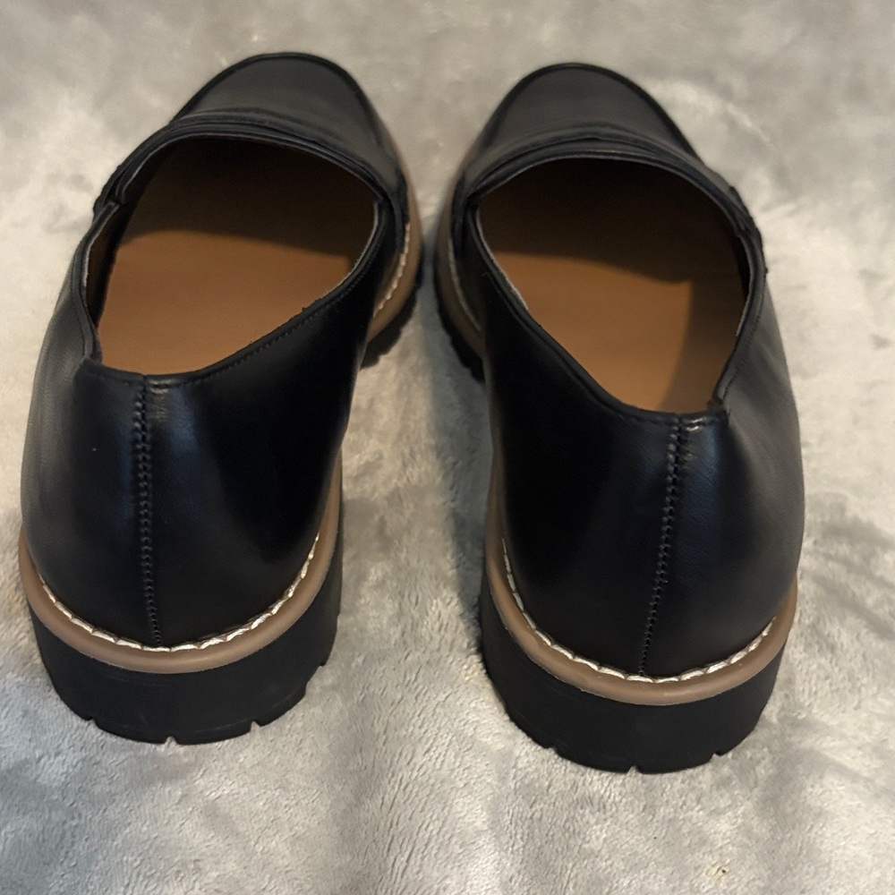 Dolce Vita Black Leather Loafers for Women - Picture 8 of 8